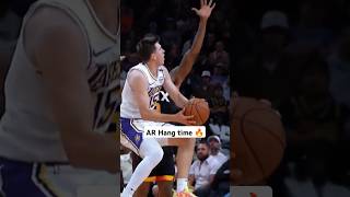 Austin hang time is insane 🔥💪 #austin #austinreaves #lakershighlights