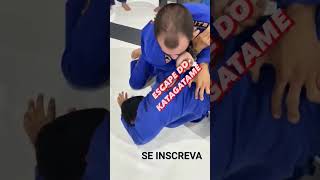 Posição de jiu-jitsu - Escape do katagatame .  @thiagocarvalhojiujitsu NA