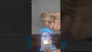 Comparación de alfajores chocolate Shot y Milka