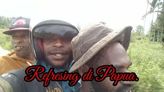 Jalan Iwot Papua Pegunungan tengah !!! Refresing di sungai. @provideoblack