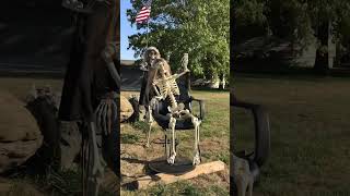 HOLIDAY HAIRCUT WITH THE BONES FAMILY #shorts #funny #halloween #skeleton #america #usa #haircut