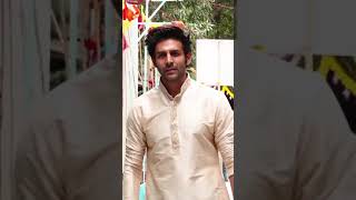 Kartik Aaryan Spotted Outside The Temple For Puja #shorts