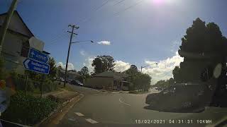 stupid driver nearly causes an accident on a busy time 15 Feb2021