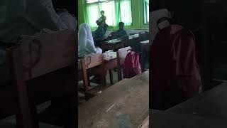 Latihan Debat Bahasa Inggris