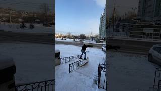 Backside boardslide #snowskate #skateboarding #snowboarding