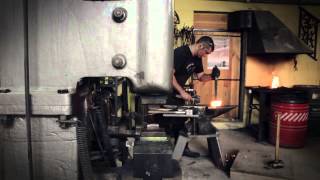 forging a brazeal style hammer with Julien Puy