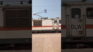 Madly Honking Udaipur - Bandra (Mumbai) Express at 130kmph🔥🔥. #shorts #short #shortvideo