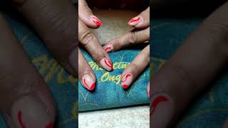 Pose gel nude et nail art rouge "Martine'S ongles Colmar"