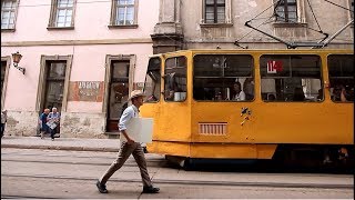 Артур Абрамів "Тисячі відтінків білого або Хижак. Білий день". Виставка експериментального мистецтва