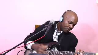 Nindikitie Gukuurana Cover// By Gidkim//With Lyrics.#guitarcover #guitarplaying