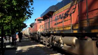 HD: BNSF ES44AC 5895 leads a coal drag with a freindly crew at Downers Grove IL.