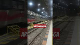 KA Argo Dwipangga Melintas Langsung Stasiun Kutoarjo