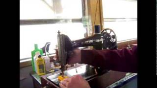 Singer Model 66 Hand-Crank Demo