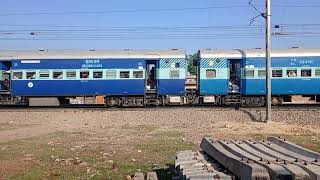 Raftar Ke Sath Nikalti Hui 14123-Pratapgarh Kanpur Intercity Express| Intercity Express |