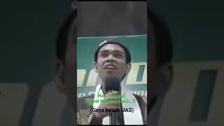 DAKWAH UAS DENGAN GAYA KOCAKNYA (jangan baper lho ya...)