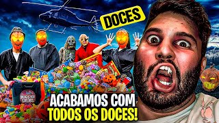 O ASSOMBROSO PRÊMIO PARA QUEM PEGAR MAIS DOCE - HALLOWEEN