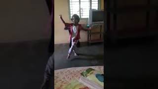 evarri vadalla #trending #viral #dance #shorts #viraldance #subscribe  #viralvideo #folkdance #1m