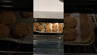 Peanut butter cookies 133 am