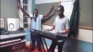 Kigooco live by Njau Waharaka..123 mic test ...migithi zikuje