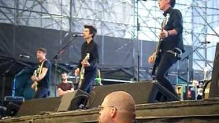 Anti-Flag "One Trillion Dollars" live at Warped 2009