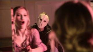 Justin Bieber hilarious Halloween prank