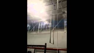 Flying trapeze - front end straddle whip and splits