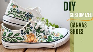 DIY customized canvas shoes/Drawing on shoes with fabric markers