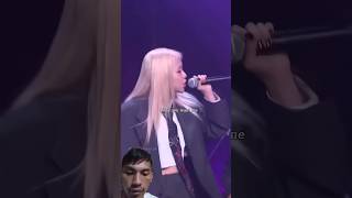 Konser Rose & Bruno #rosé #apt #blackpink