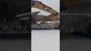 HEAVY HAUL | F#$% YOUR PETE | SKETCHY #shorts #heavyhaul #caterpillar #excavator  #mexico