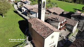 Il borgo di Rusio in autunno