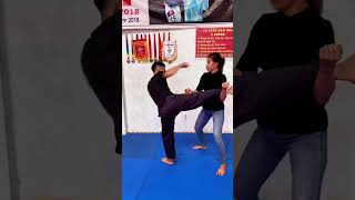 Cách Khống Chế Khi Bị Đá #vothuat #tuve #kungfu #shorts