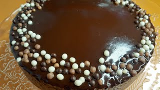 كيك بالشوكولاتة. cake au chocolat