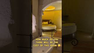 Enaadhu CAVE la hotel room ah😦❤️ | Semma room with all amenities 💯|  Cook with doode #shorts