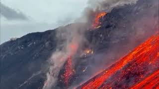 Amazing Ground Footage Of Lava Flow Reaching The Ocean From  Cumbre Vieja La Palma!!!!!