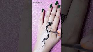 #shorts cute one finger mehndi design #mehndi #hennatattoo #henna