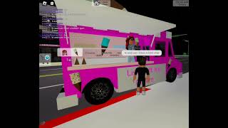 Lisa Soft Ice Cream Truck in brookhaven roblox!