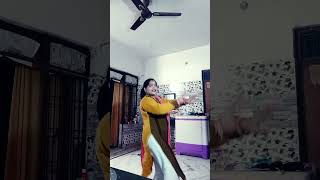 Padhne Lagi Hai kadake Ki Sardi Aise Mein Kaise #bollywood dance