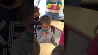 Les vidéos d'atelier : Isabelle Simler à l'école Jean Zay 4