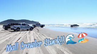 Mall Crawler Truck Gets Rescued From The Ocean 🌊🏖️