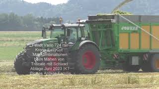 Fendt Vario 724 mir Krone EasyCut  Mähkombinationen beim Mähen von Triticale mit Schwad   Ablage Jun