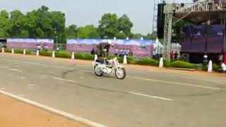 Indian Army performed a stunts on The Independence day Aug 15th last year