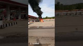 Motor ngantri minyak terbakar setelahh isi full bbm