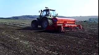 Deutz-Fahr agrotron M640 със сеялка kuhn