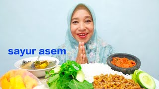 Makan sayur asem.tempe teri.sambel lalab dan kerupuk‼️🙏 video masih buka puasa🥰