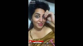 arshi khan latest hot tik tok vedio||corona talk||tik tok hot and sexy vedio