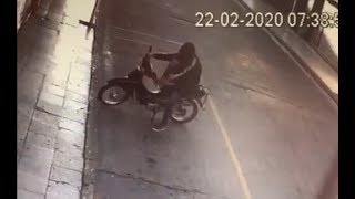 Así robaban una moto en San Martín y Rivadavia