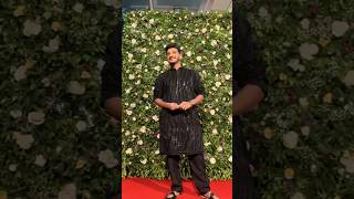 Munawar Faruqui in black kurta at diwali party #munawarfaruqui #diwaliparty #celebrity #viralvideo