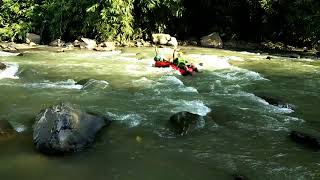 Arung jeram bayar seridonya, maen sepuasnya