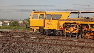 Tamping Machine Used For Pack Railways Track Ballast Between DDU to GAYA