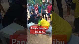 Panco ibu-ibu buat perlombaan